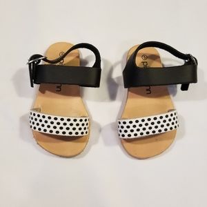 《 Piper Finn - Sandals 》